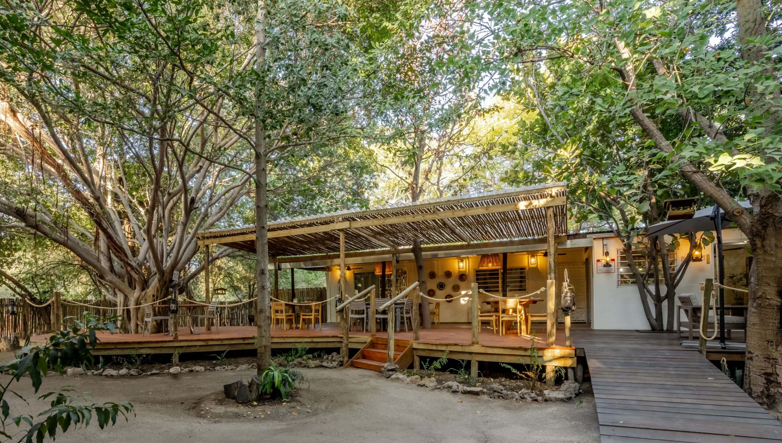 Maun Waterfront Guesthouse