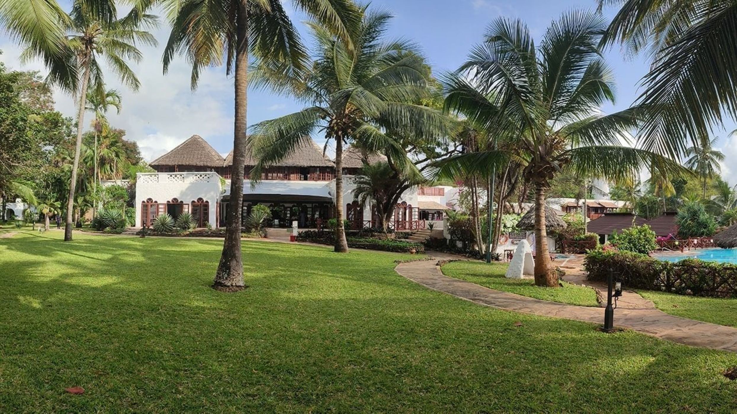 Serena Beach Resort And Spa